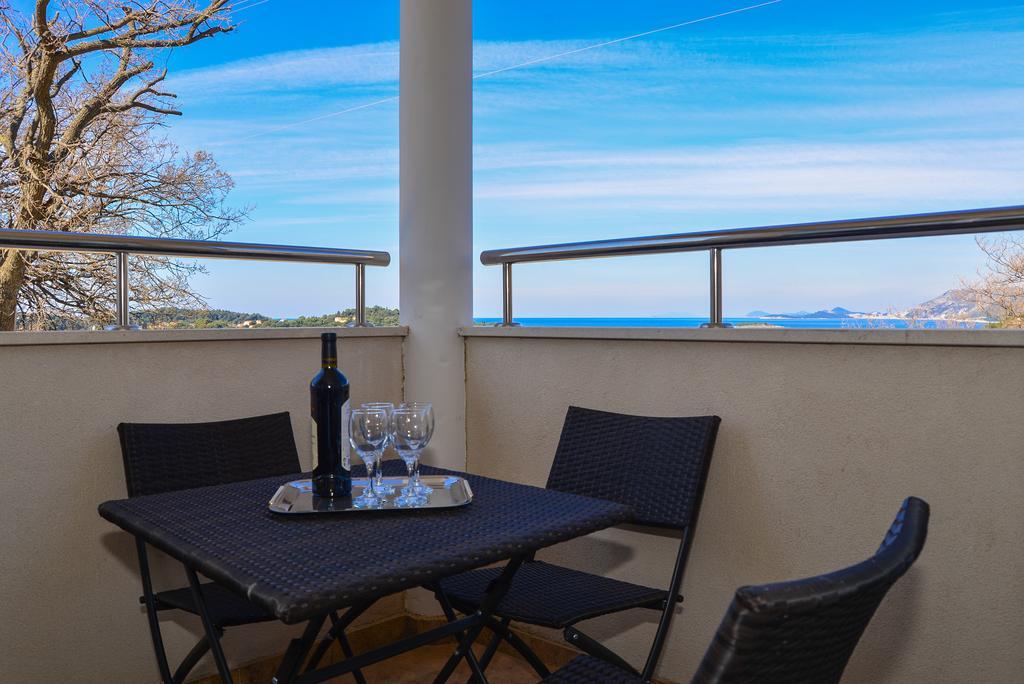 A&M Cavtat Family Apartment - 3 Bedrooms And Free Parking Exterior foto